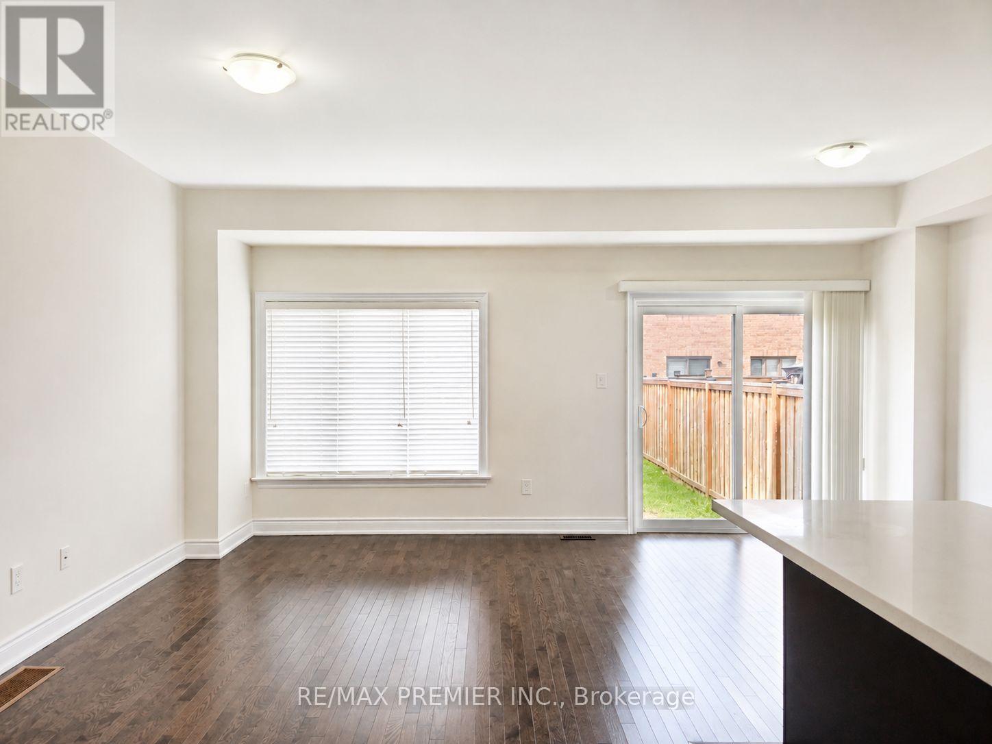 34 Arnold Crescent, New Tecumseth, Ontario L9R 0T6 - Photo 4 - N13667774