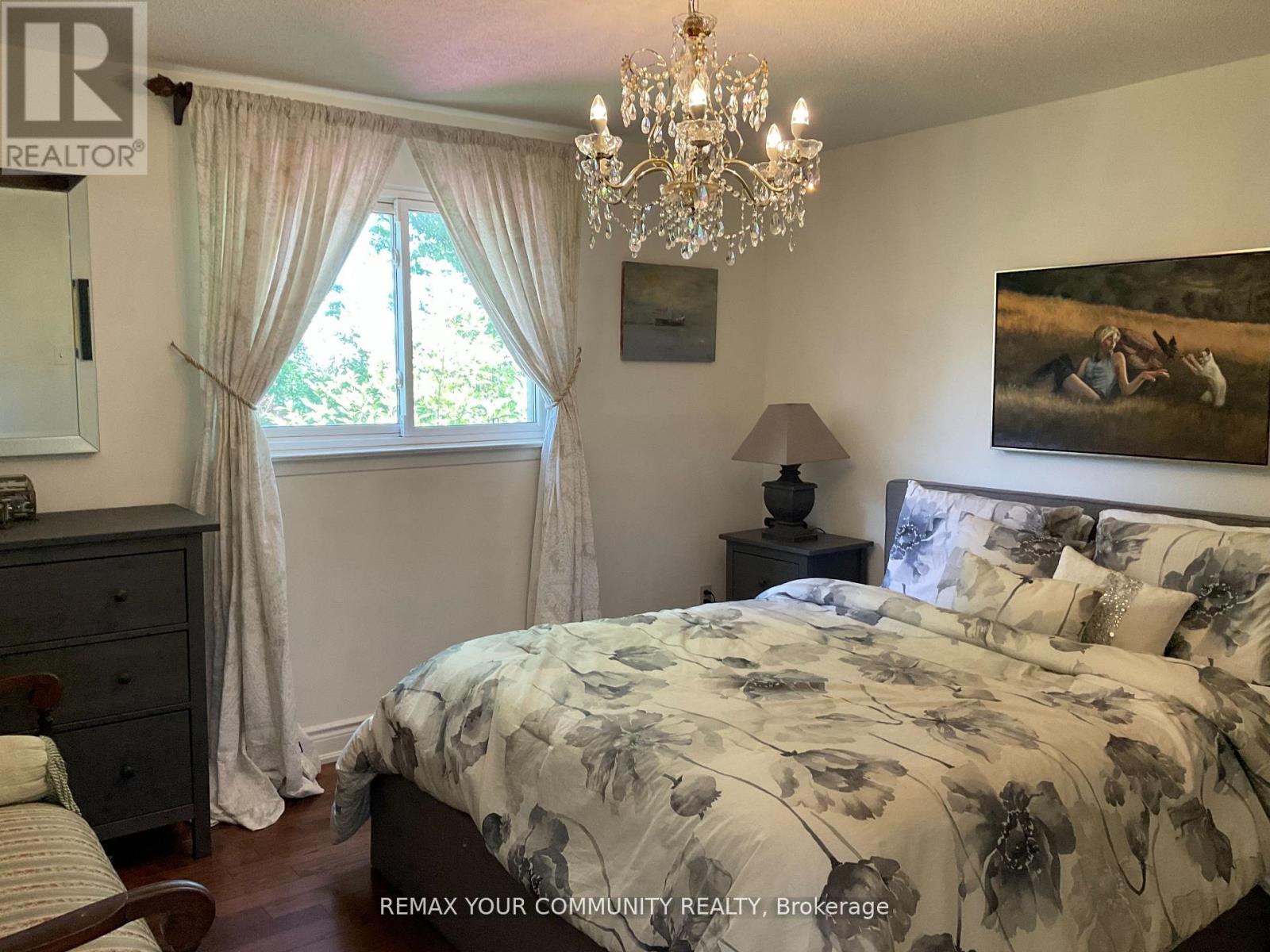111 Springhead Gardens, Richmond Hill, Ontario  L4C 5C3 - Photo 14 - N13667792