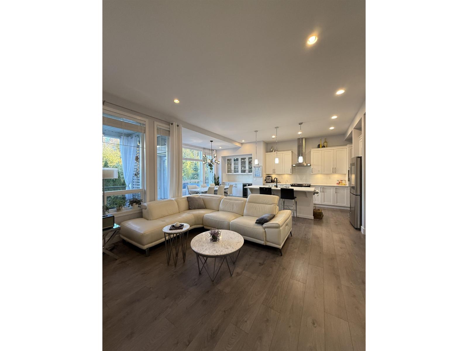 20455 83a Avenue, Langley, British Columbia  V2Y 0S2 - Photo 2 - R3155202