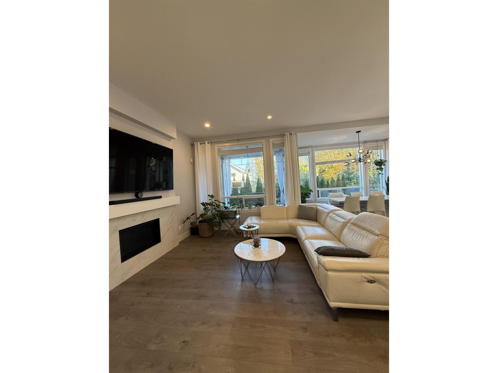 20455 83a Avenue, Langley, British Columbia  V2Y 0S2 - Photo 3 - R3155202