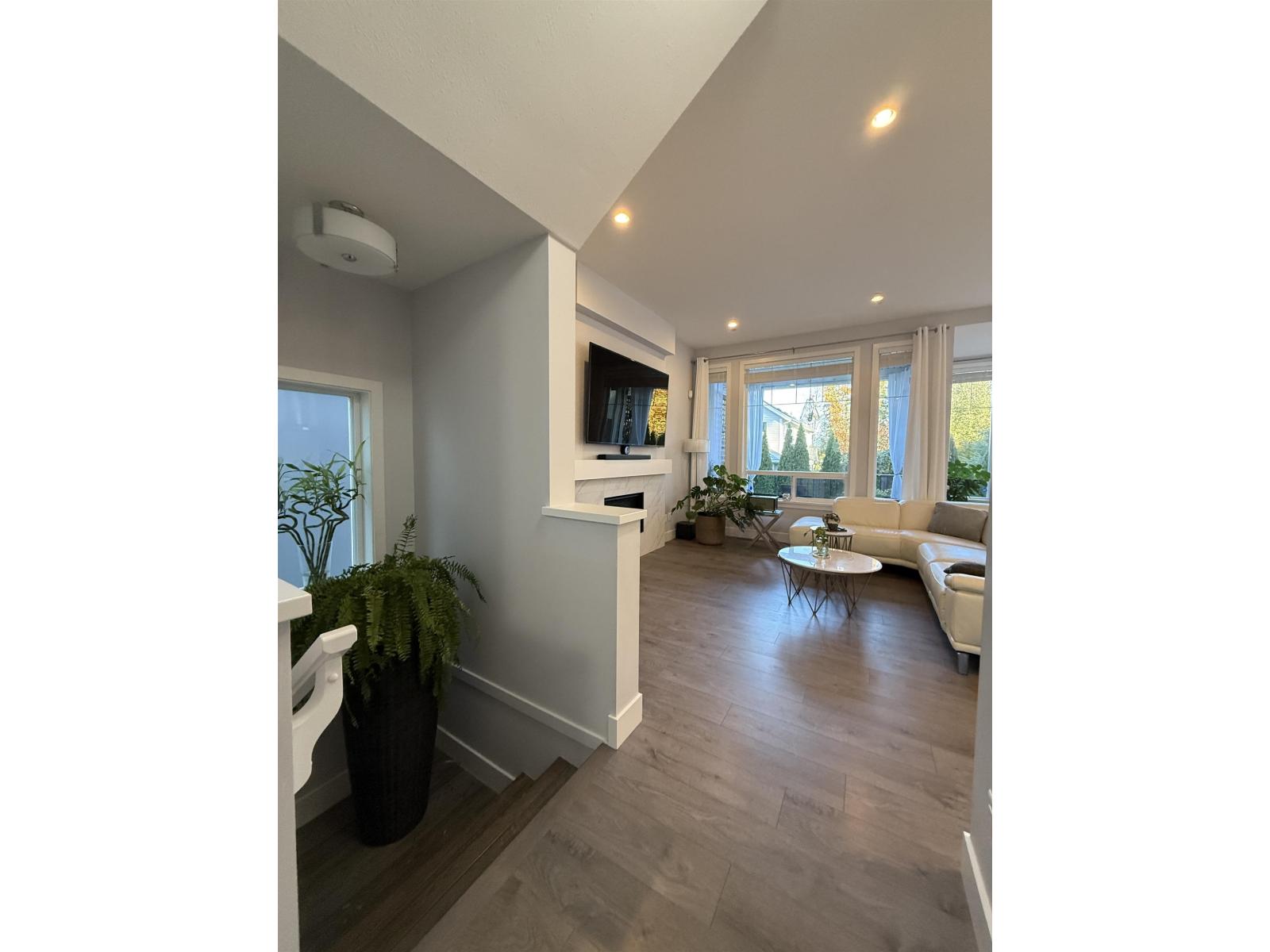 20455 83a Avenue, Langley, British Columbia  V2Y 0S2 - Photo 6 - R3155202