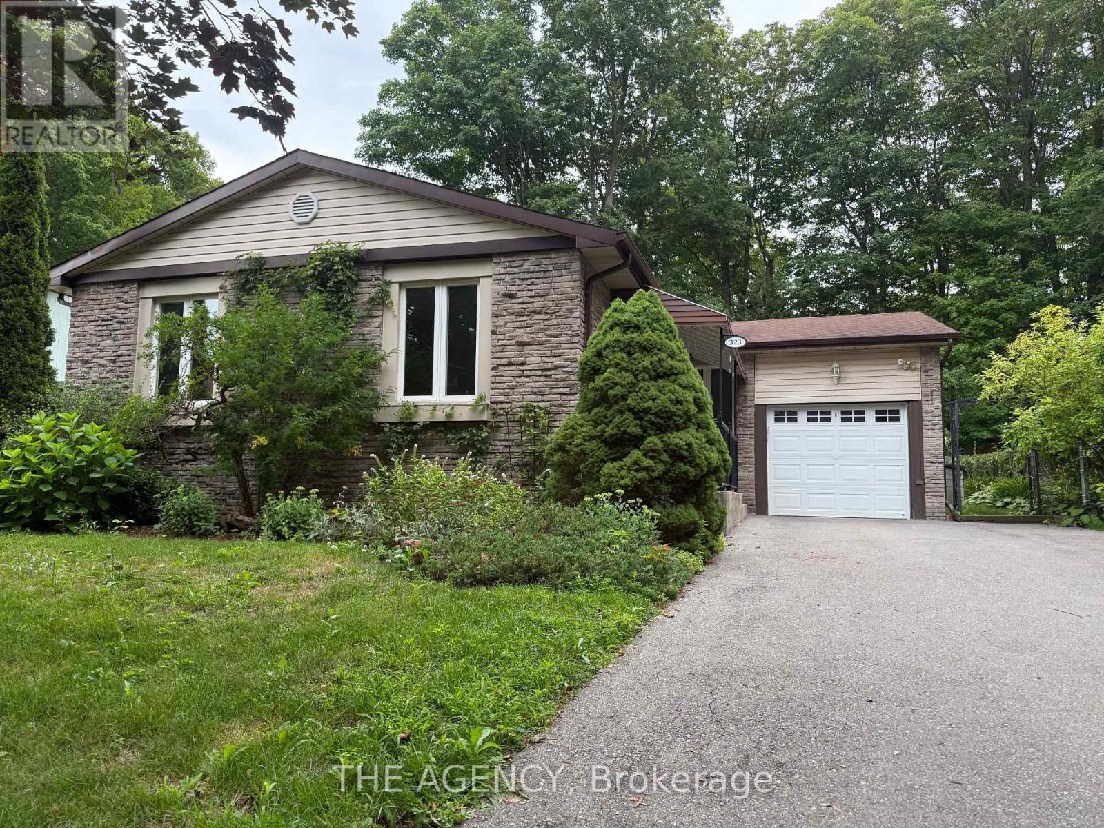 323 Waratah Avenue, Newmarket, Ontario  L3Y 5J3 - Photo 2 - N13667806