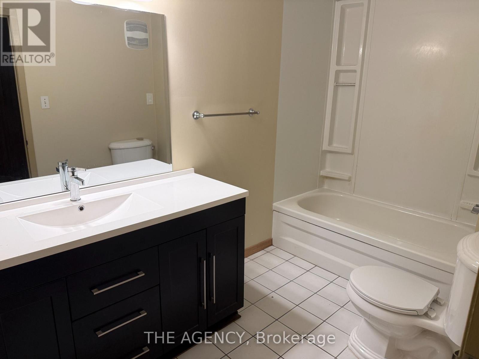 323 Waratah Avenue, Newmarket, Ontario  L3Y 5J3 - Photo 36 - N13667806