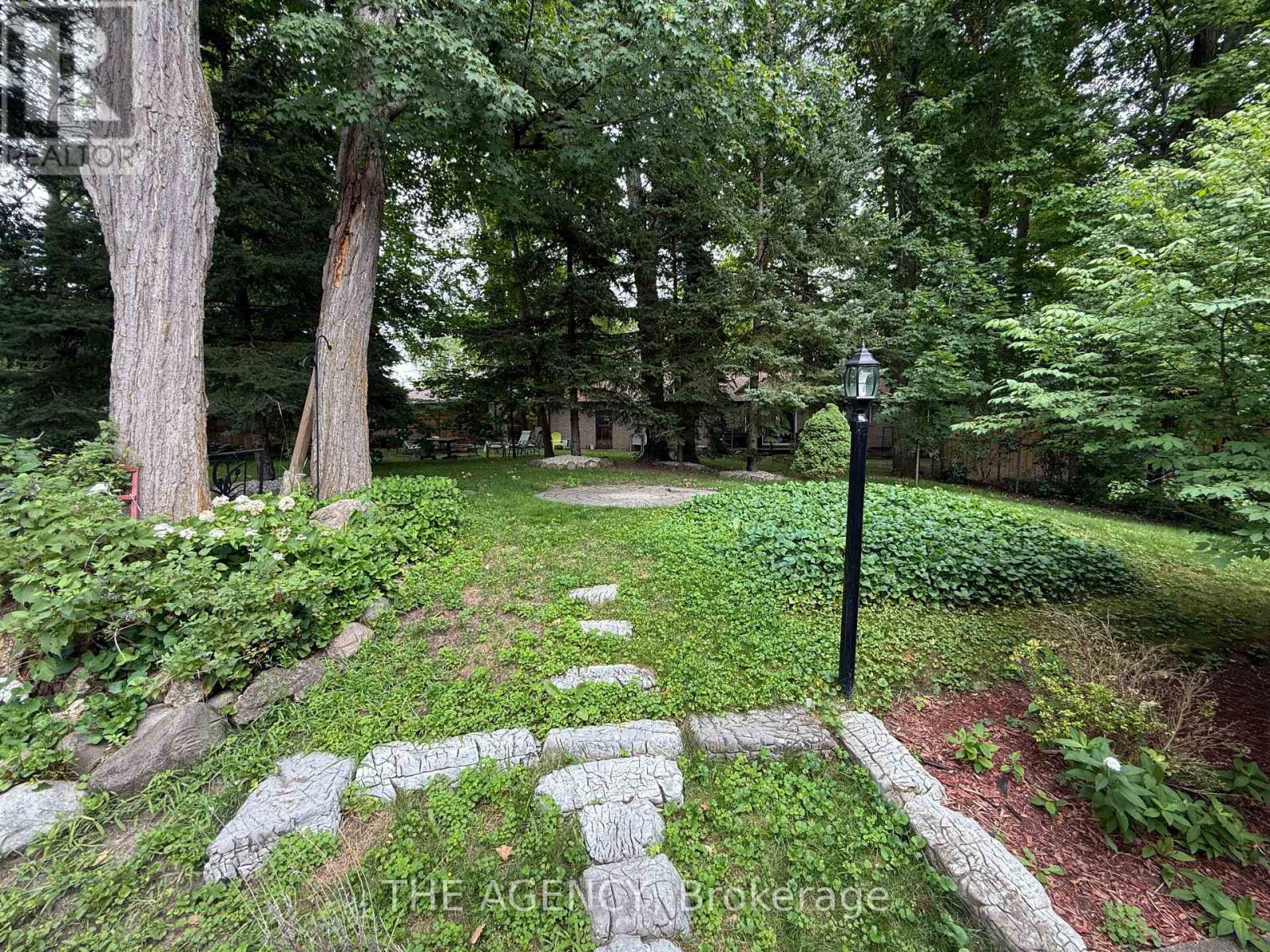 323 Waratah Avenue, Newmarket, Ontario  L3Y 5J3 - Photo 49 - N13667806