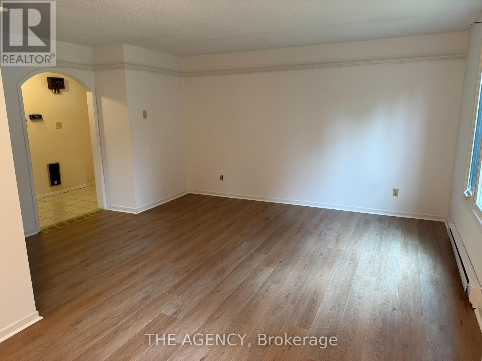 323 Waratah Avenue, Newmarket, Ontario  L3Y 5J3 - Photo 7 - N13667806