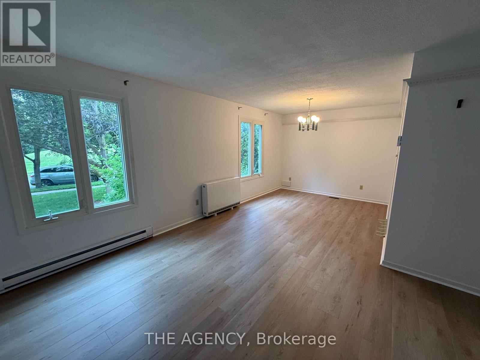 323 Waratah Avenue, Newmarket, Ontario  L3Y 5J3 - Photo 9 - N13667806