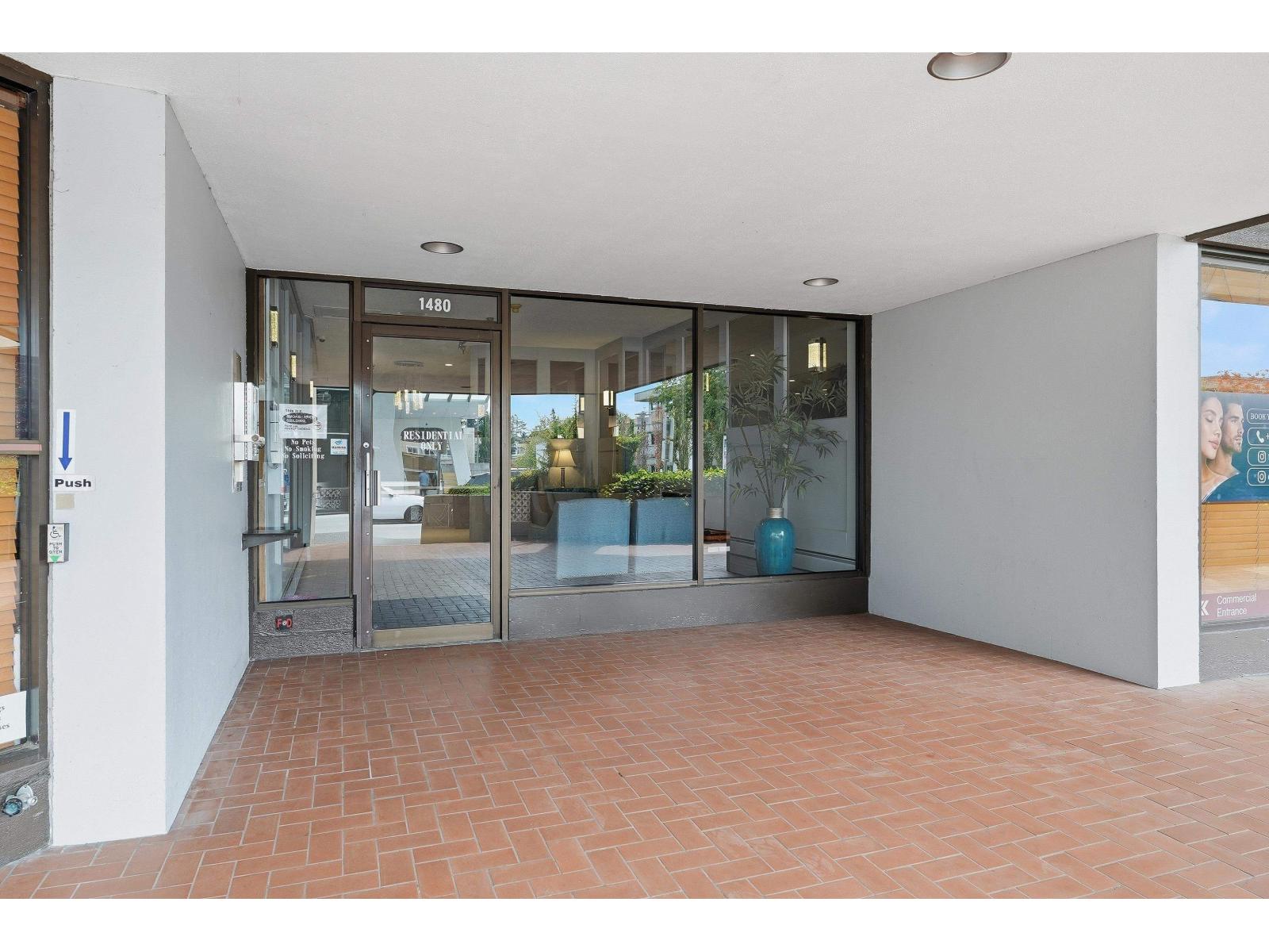 303 1480 Foster Street, White Rock, British Columbia  V4B 3X7 - Photo 20 - R3155206