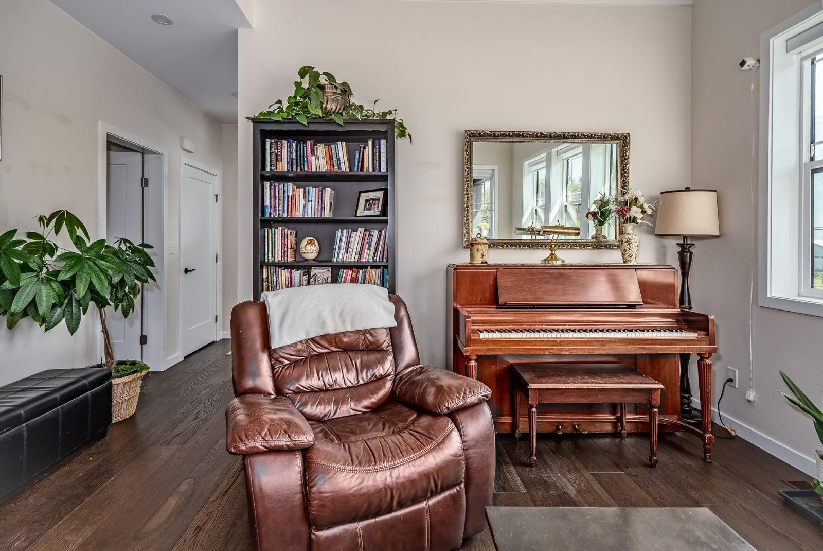 483 Arnold Road, Abbotsford, British Columbia  V3G 1S4 - Photo 5 - R3154480