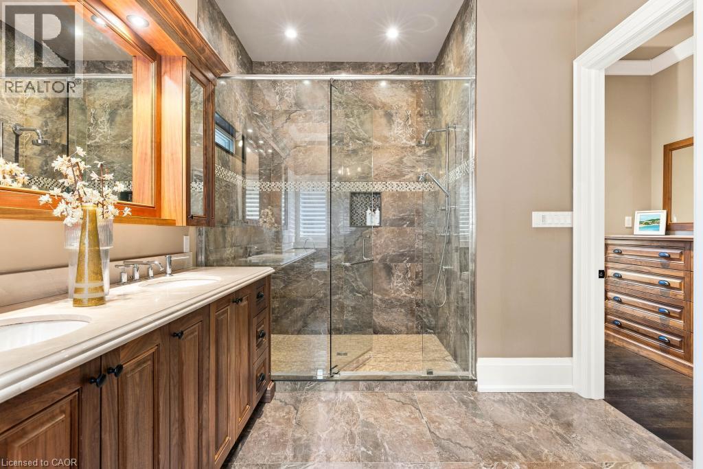 253 Rossmore Boulevard, Burlington, Ontario  L7N 1R4 - Photo 29 - 40852031