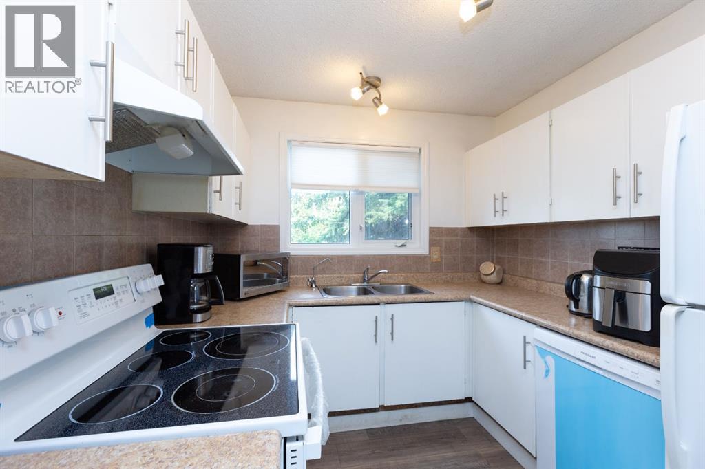 95 Castleridge Close NE, Calgary, Alberta  T3J 1Y9 - Photo 13 - A2328599