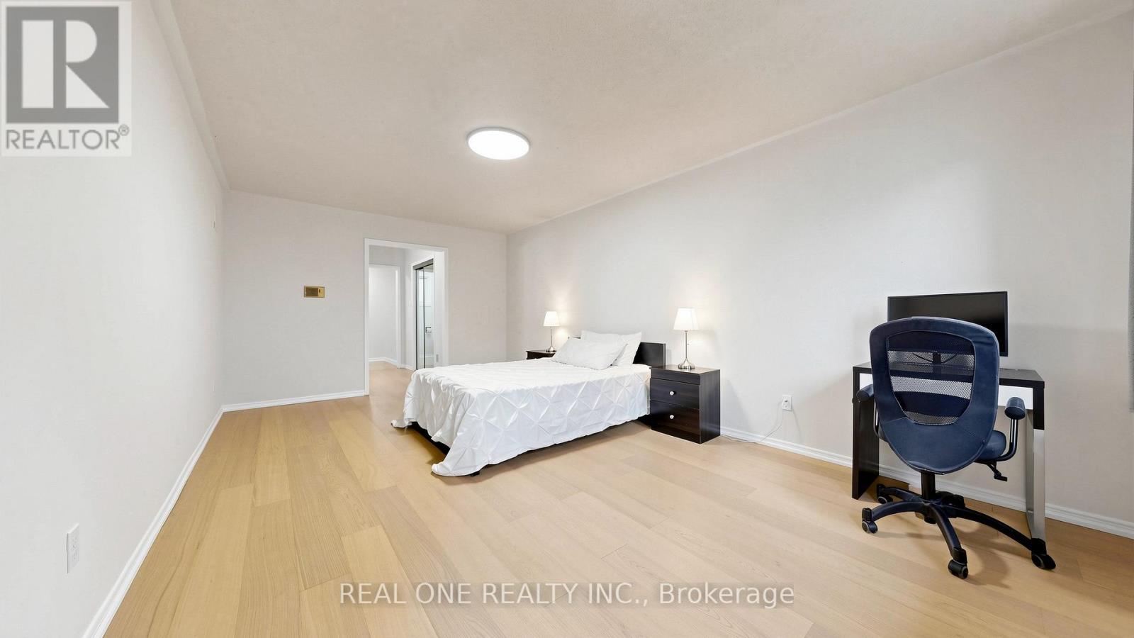 2027 Roy Ivor Crescent, Mississauga, Ontario  L5L 3N7 - Photo 29 - W13667630