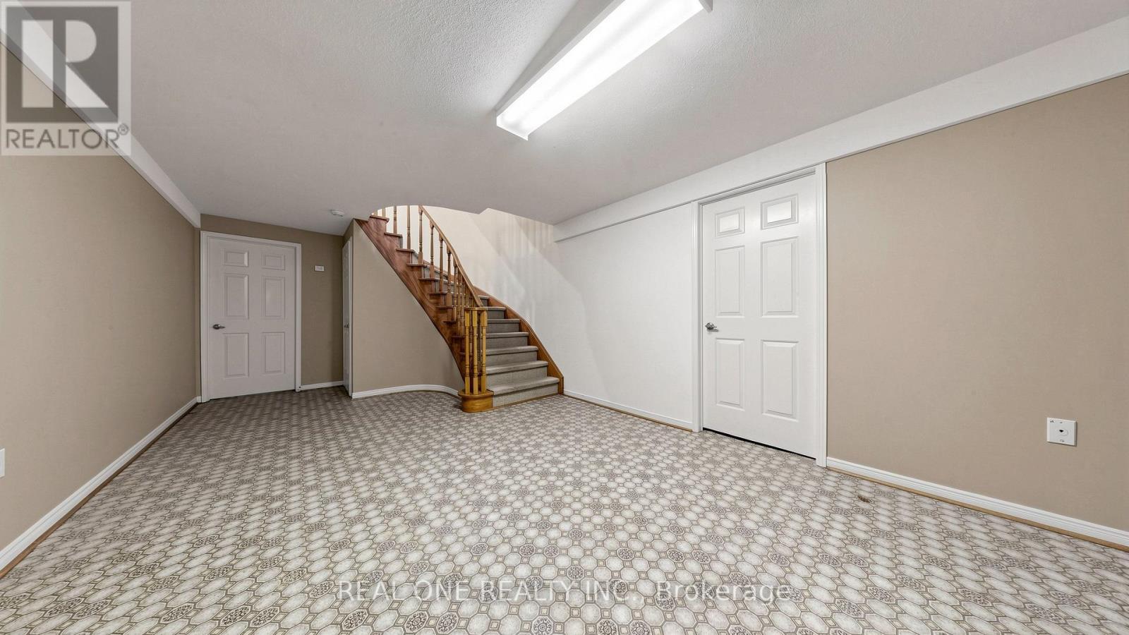 2027 Roy Ivor Crescent, Mississauga, Ontario  L5L 3N7 - Photo 45 - W13667630