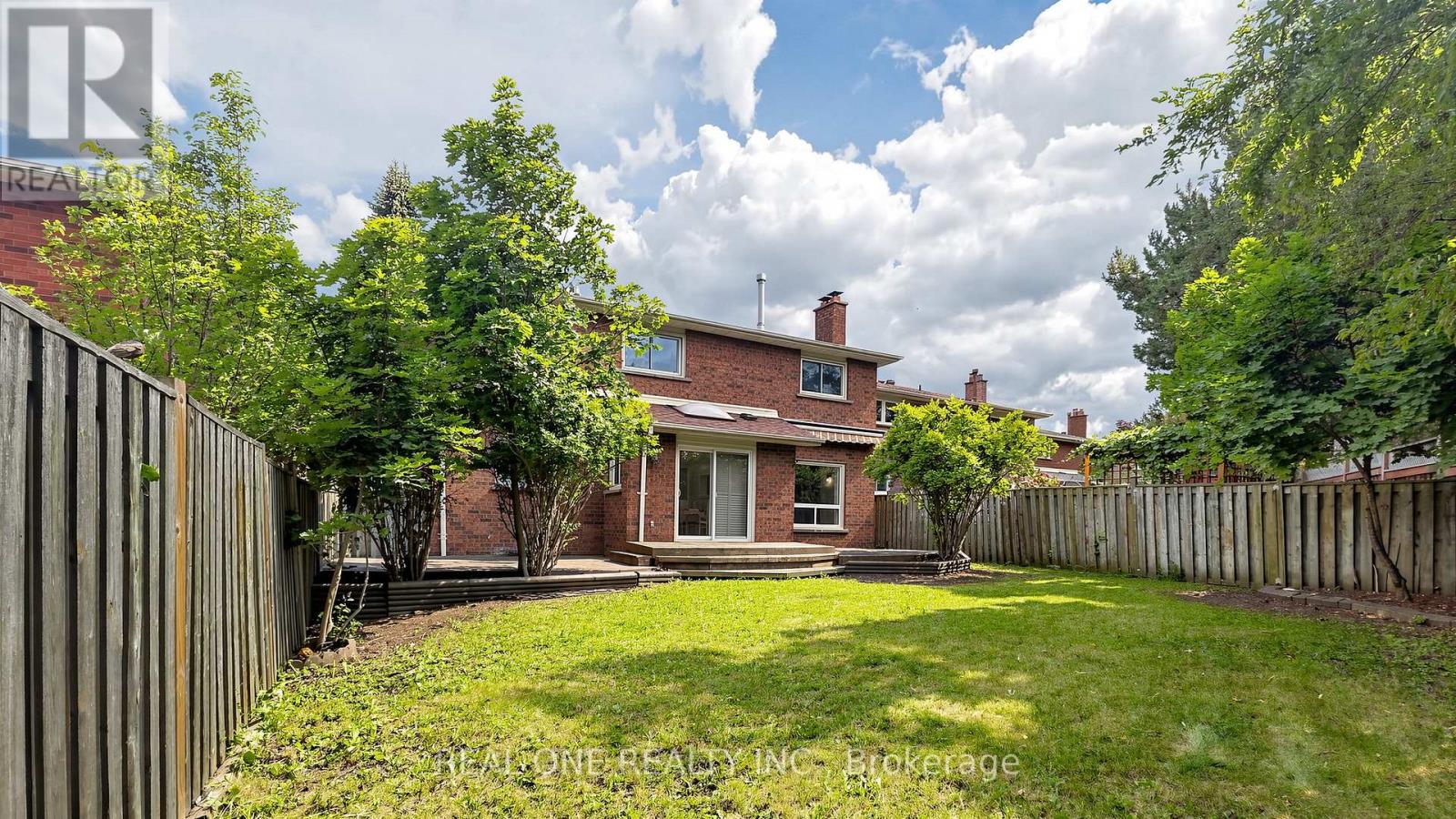 2027 Roy Ivor Crescent, Mississauga, Ontario  L5L 3N7 - Photo 46 - W13667630