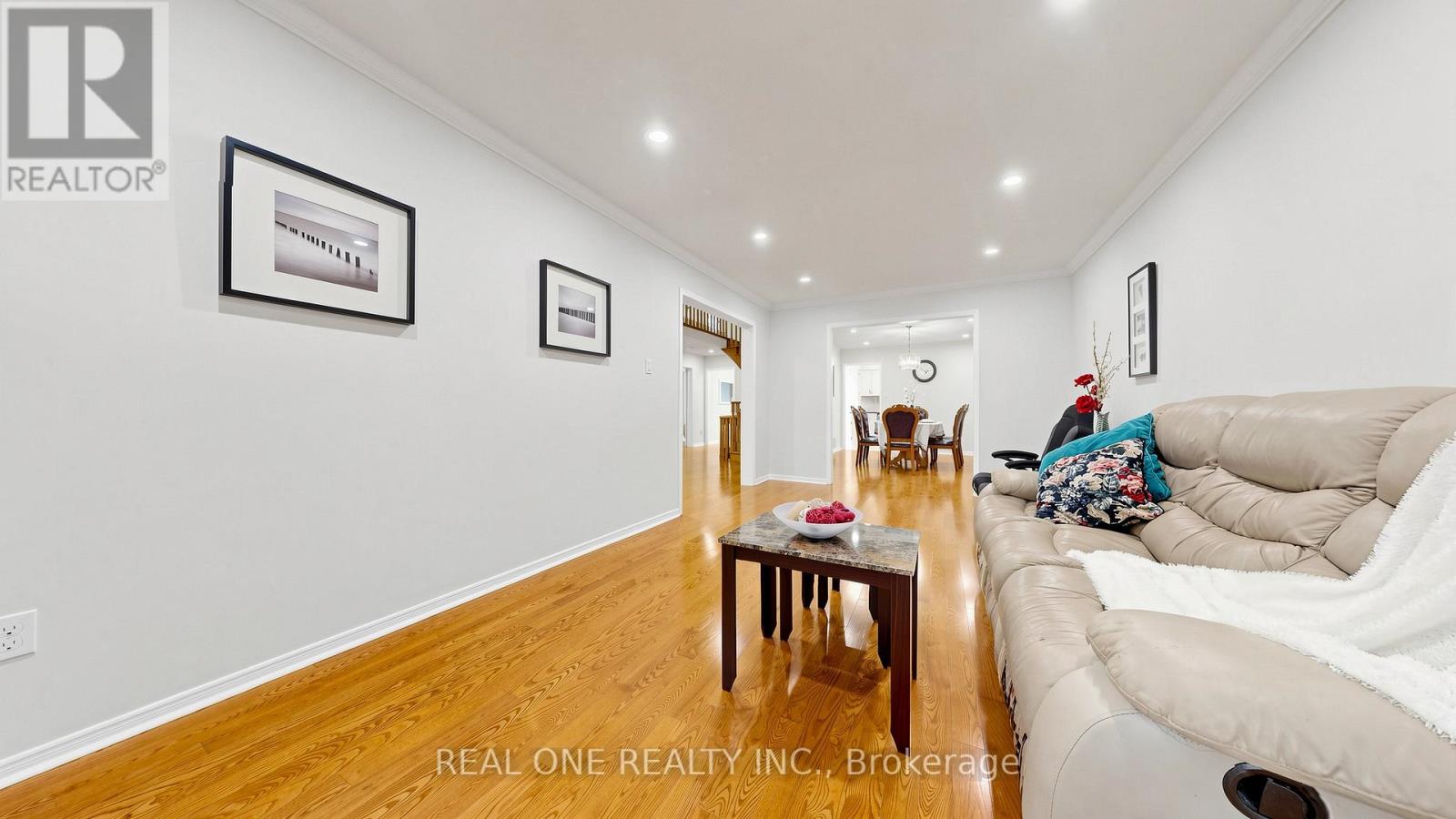 2027 Roy Ivor Crescent, Mississauga, Ontario  L5L 3N7 - Photo 9 - W13667630