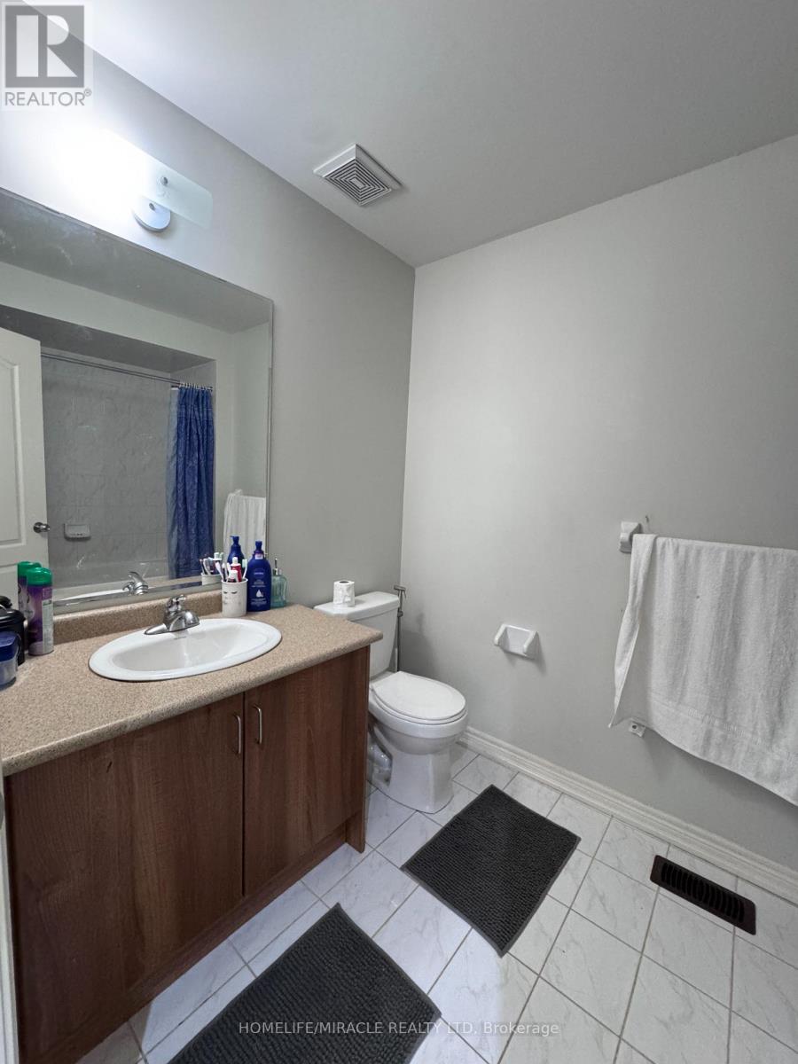 8 Altura Way, Brampton, Ontario  L6P 4A1 - Photo 20 - W13667658