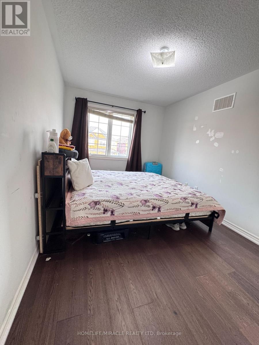 8 Altura Way, Brampton, Ontario  L6P 4A1 - Photo 23 - W13667658