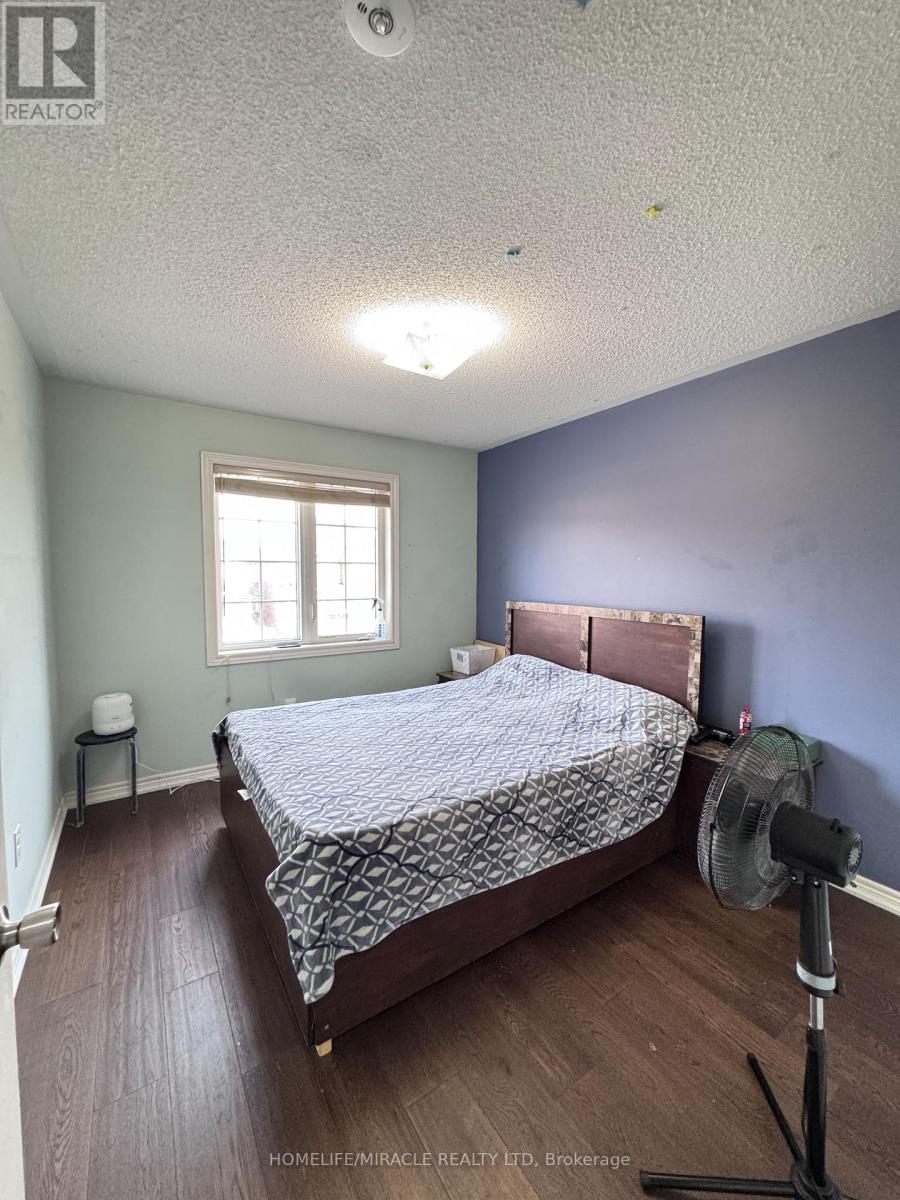 8 Altura Way, Brampton, Ontario  L6P 4A1 - Photo 24 - W13667658
