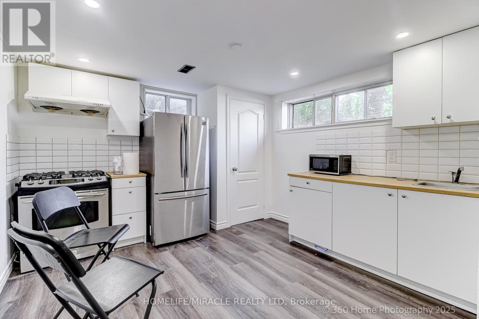 568 Weir Avenue, Oakville, Ontario  L6L 4X4 - Photo 18 - W13667672