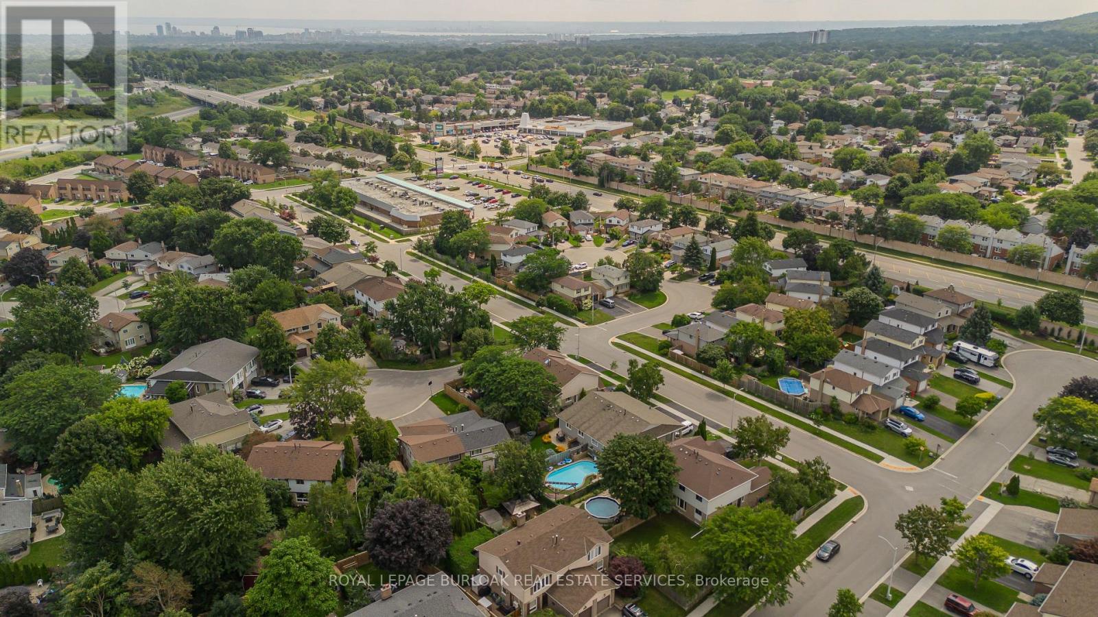 3094 Autumn Hill Crescent, Burlington, Ontario  L7M 1Y6 - Photo 2 - W13667726