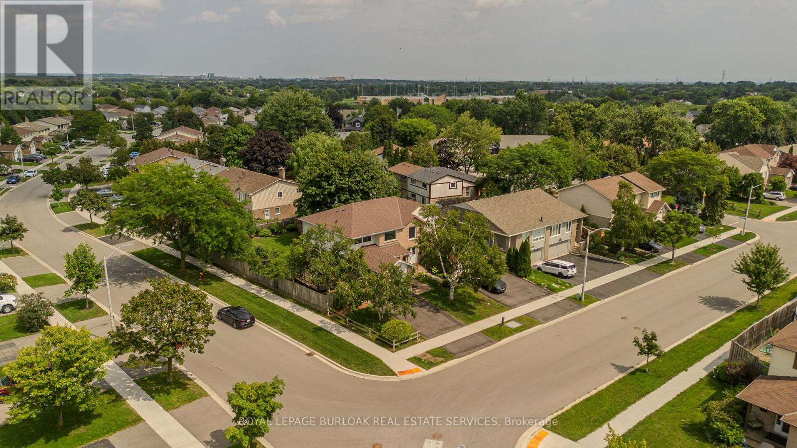 3094 Autumn Hill Crescent, Burlington, Ontario  L7M 1Y6 - Photo 34 - W13667726