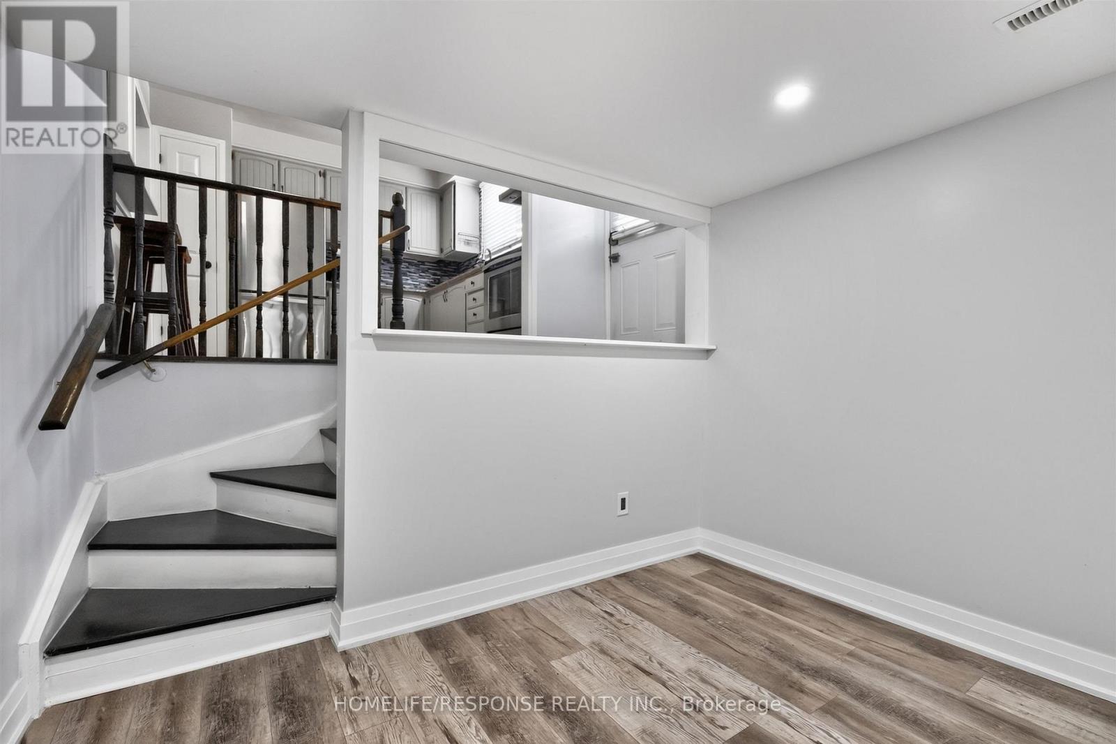 429 Daralea Heights, Mississauga, Ontario  L5A 3H7 - Photo 13 - W13667734