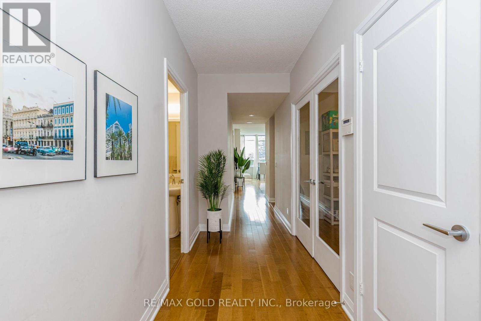313 - 1055 Southdown Road, Mississauga, Ontario  L5J 0A3 - Photo 11 - W13667780