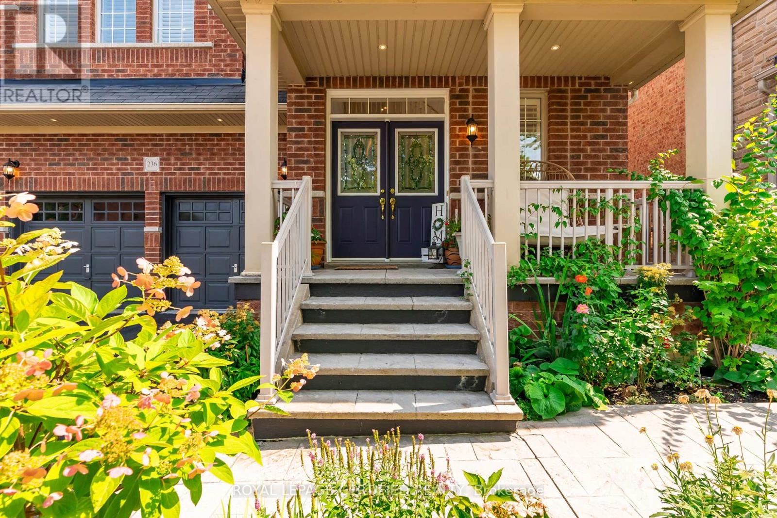 236 Pringle Avenue, Milton, Ontario  L9T 7A1 - Photo 2 - W13667790