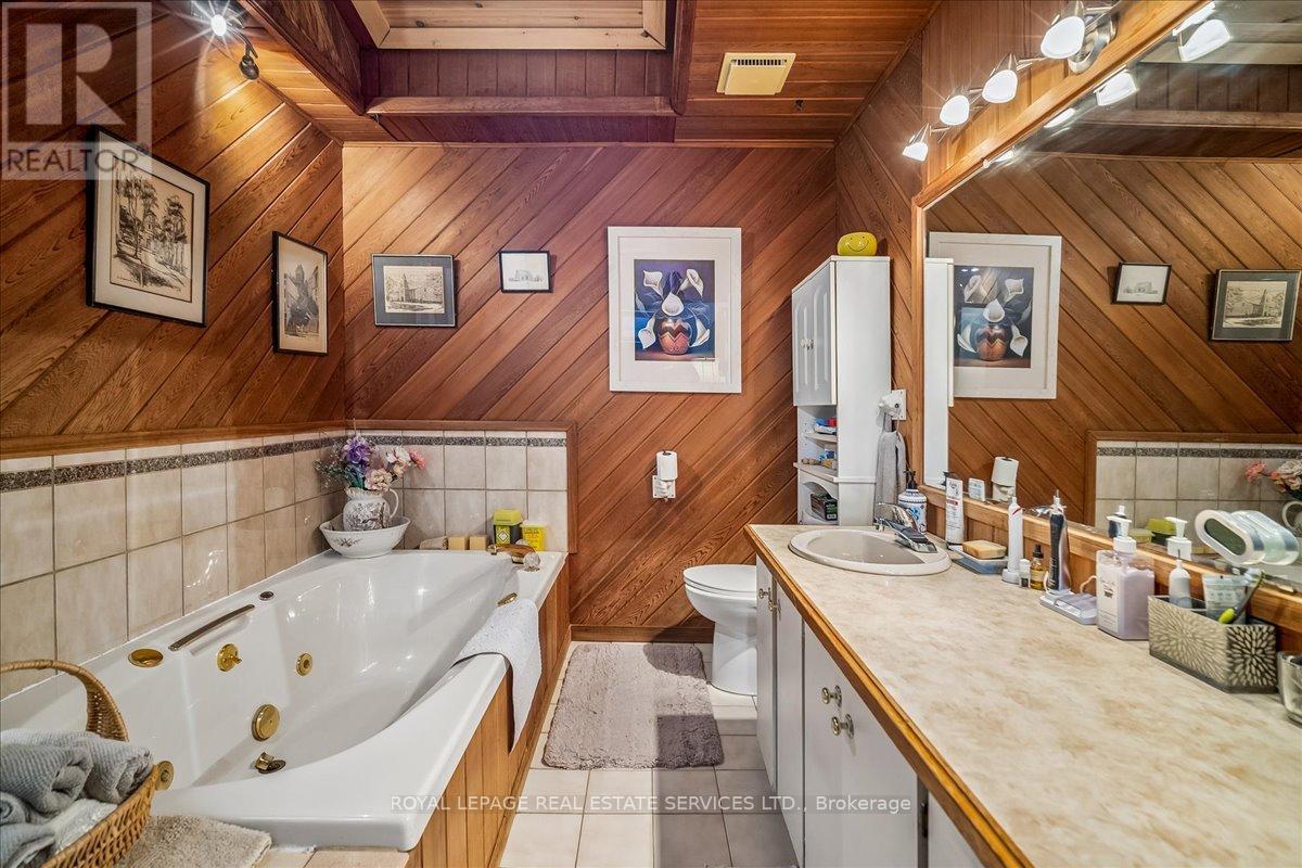 2 14th Street, Grimsby, Ontario  L3M 2W2 - Photo 19 - X13667772