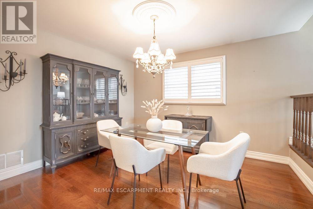 49 Branthaven Drive, Hamilton, Ontario  L8J 2M2 - Photo 10 - X13667820
