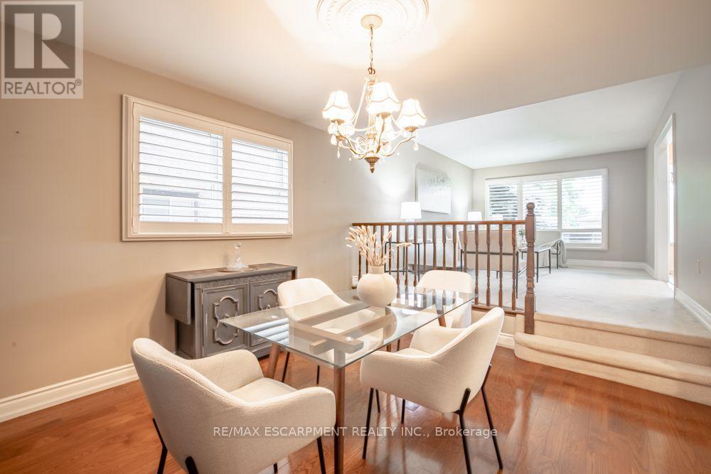 49 Branthaven Drive, Hamilton, Ontario  L8J 2M2 - Photo 9 - X13667820