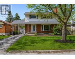 49 PLAZA SQUARE, Belleville, Ontario