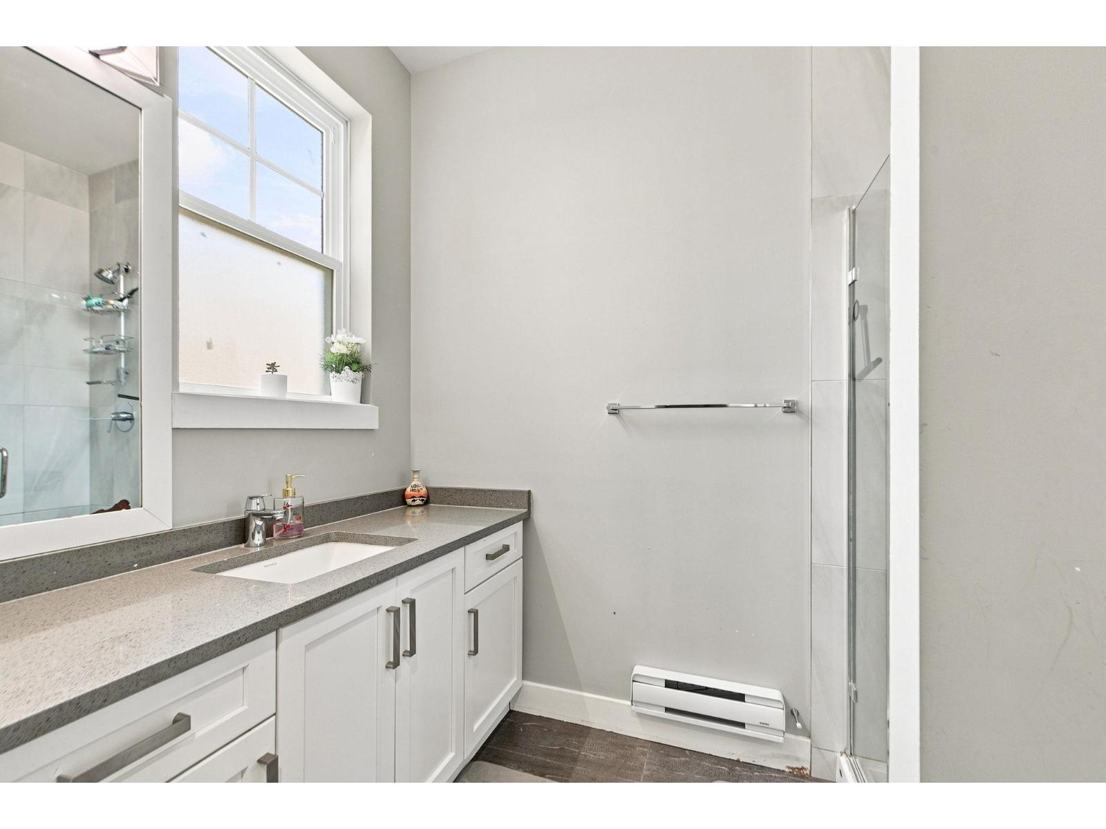 19 2530 Janzen Street, Abbotsford, British Columbia  V2T 0H7 - Photo 11 - R3154790