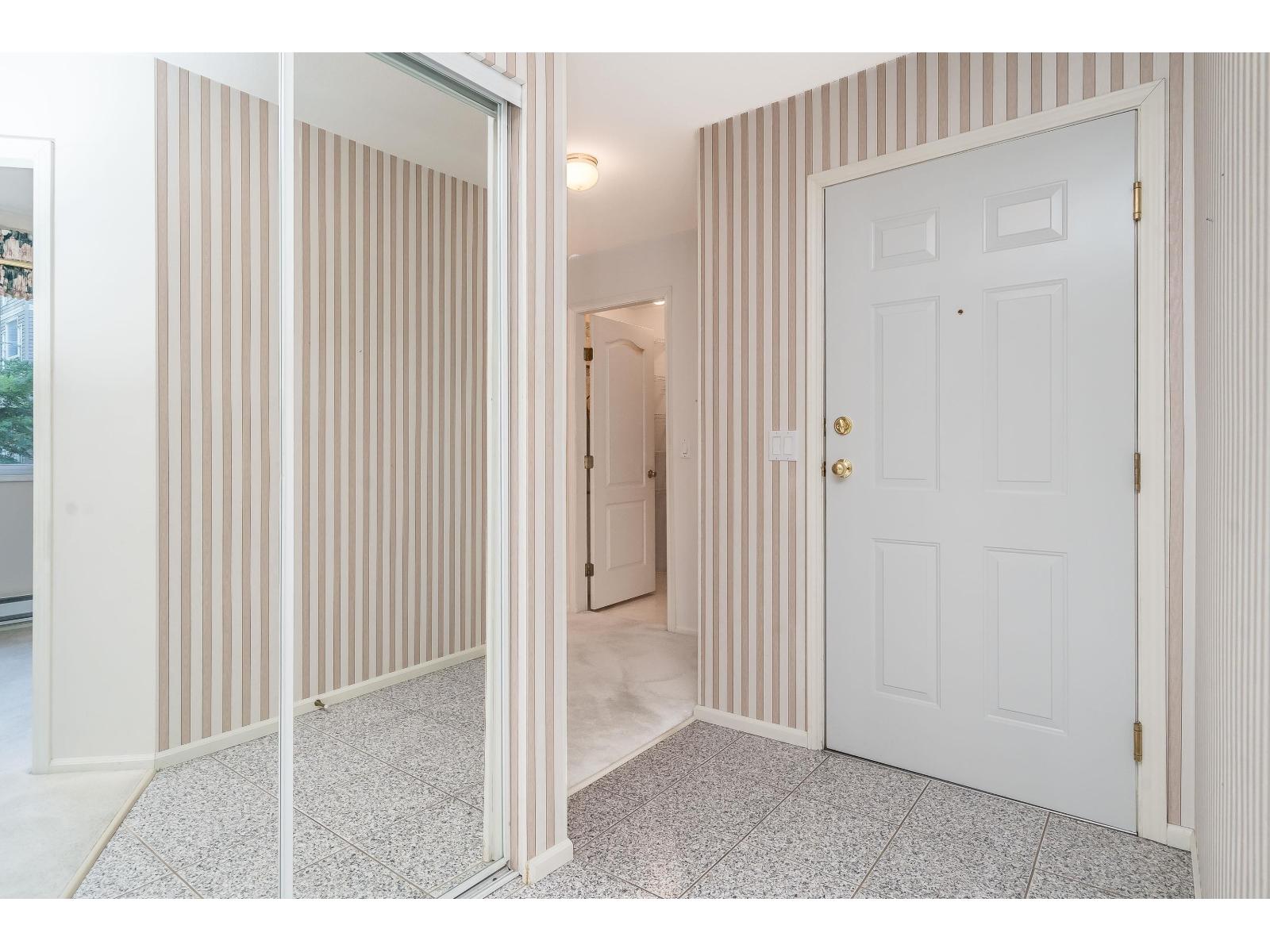 209 2963 Nelson Place, Abbotsford, British Columbia  V2S 7L6 - Photo 5 - R3154838