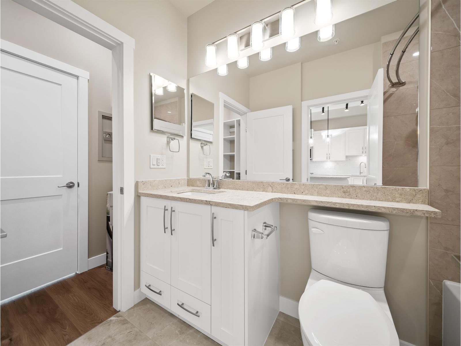 A121 8233 208b Street Street, Langley, British Columbia  V2Y 4M7 - Photo 25 - R3154449