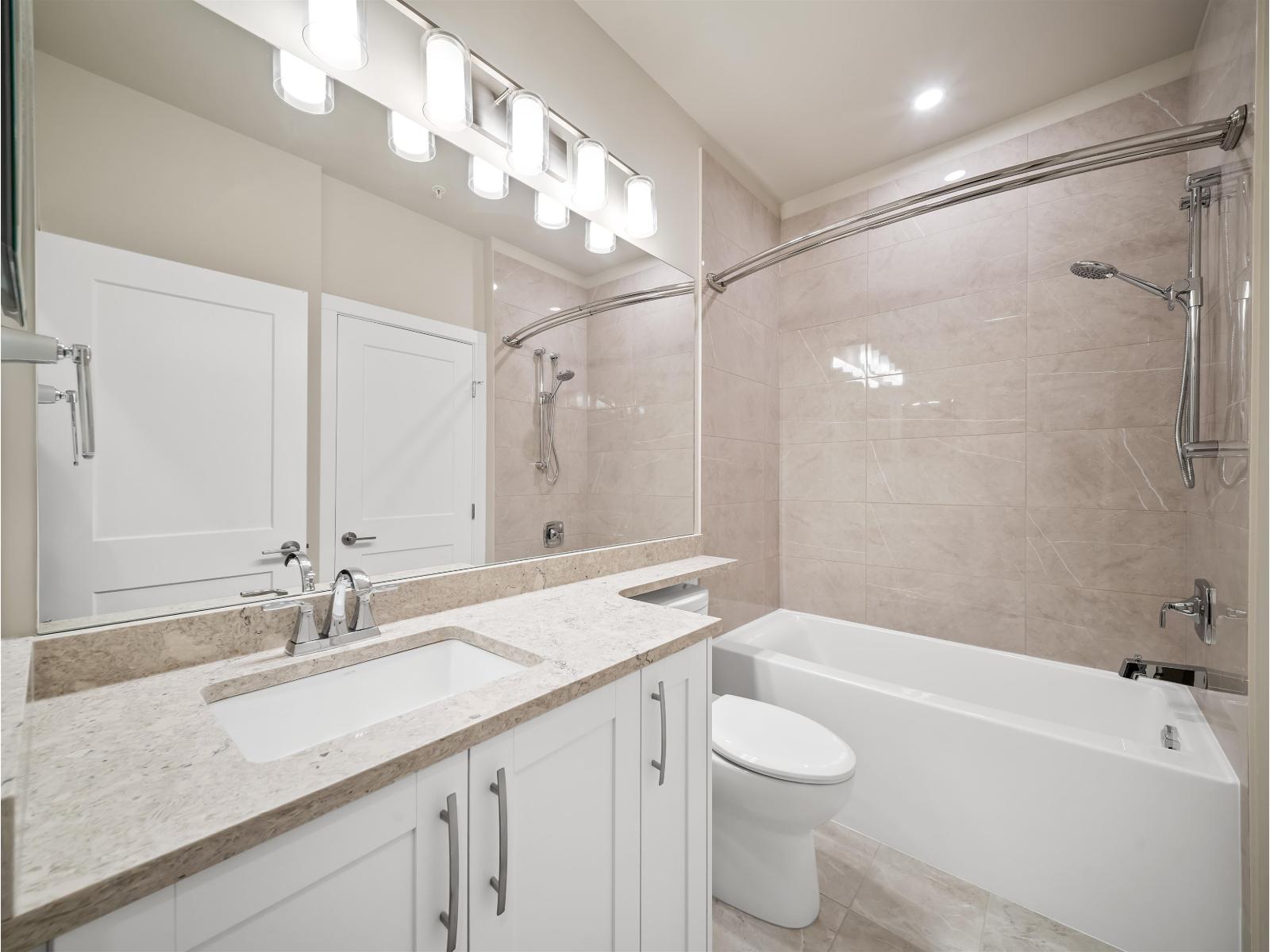 A121 8233 208b Street Street, Langley, British Columbia  V2Y 4M7 - Photo 24 - R3154449