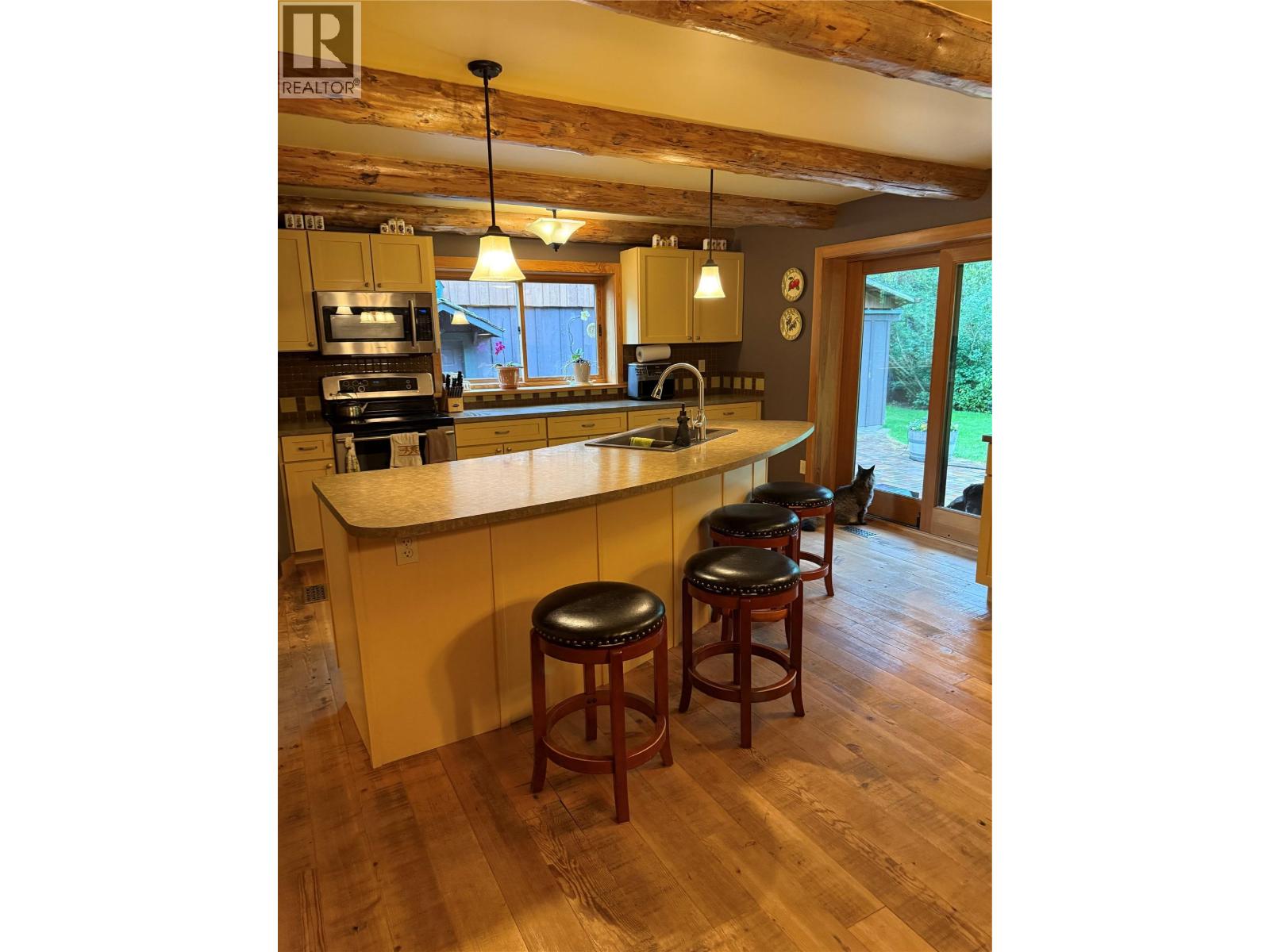 9655 Granby Road, Grand Forks, British Columbia  V0H 1H1 - Photo 11 - 10394457