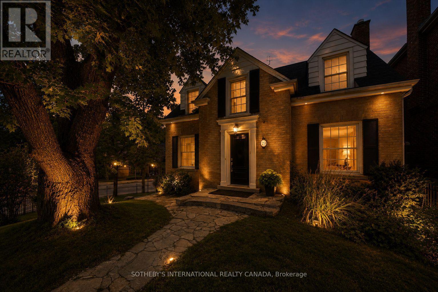 29 HIGHBOURNE AVENUE, Toronto, Ontario