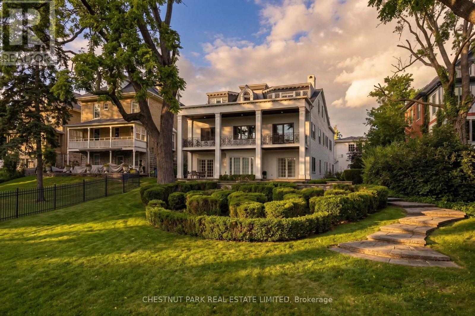 113 WILLIAM STREET, Stratford, Ontario
