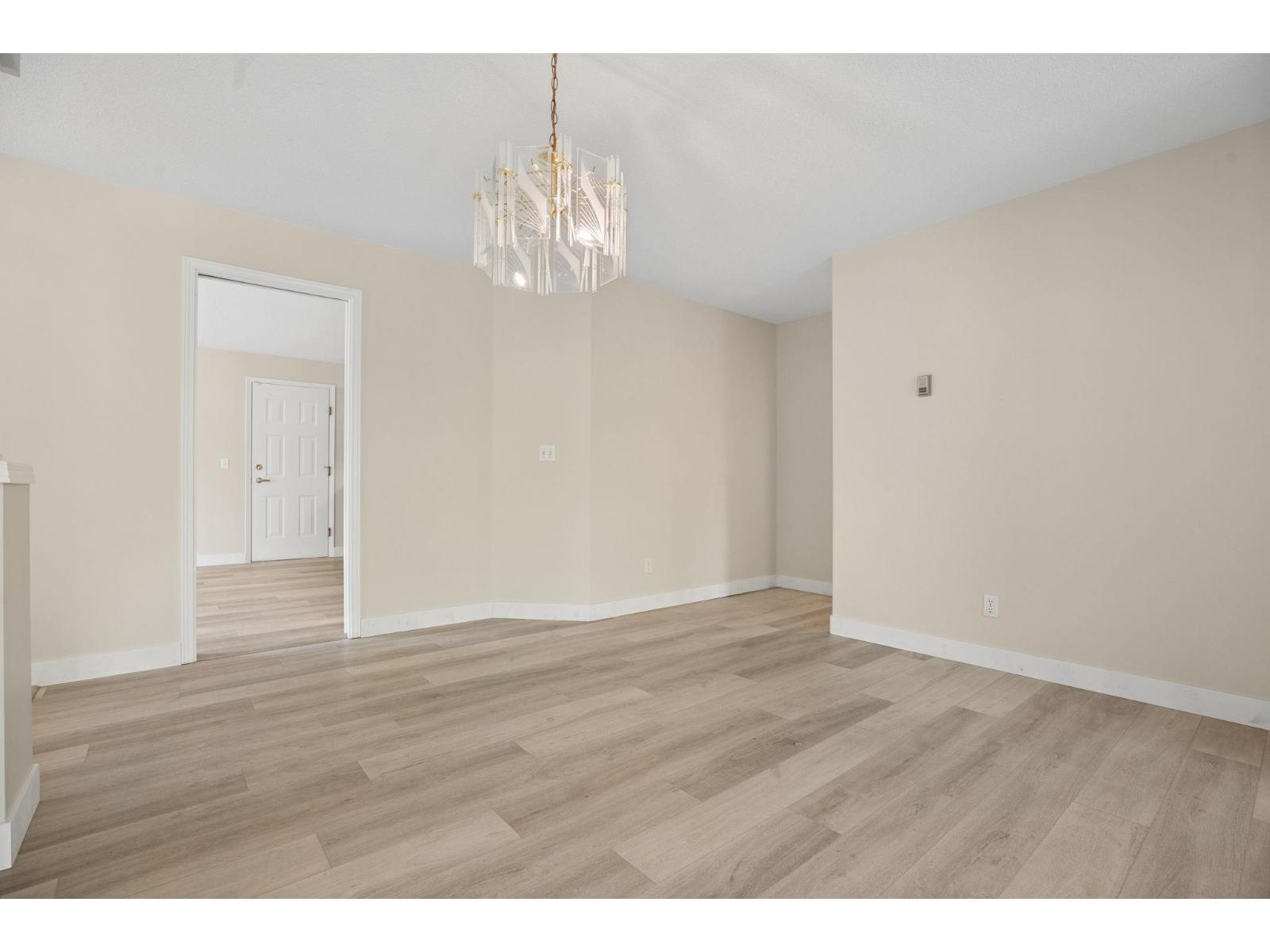 163 13888 70 Avenue, Surrey, British Columbia  V3W 0R8 - Photo 6 - R3155225