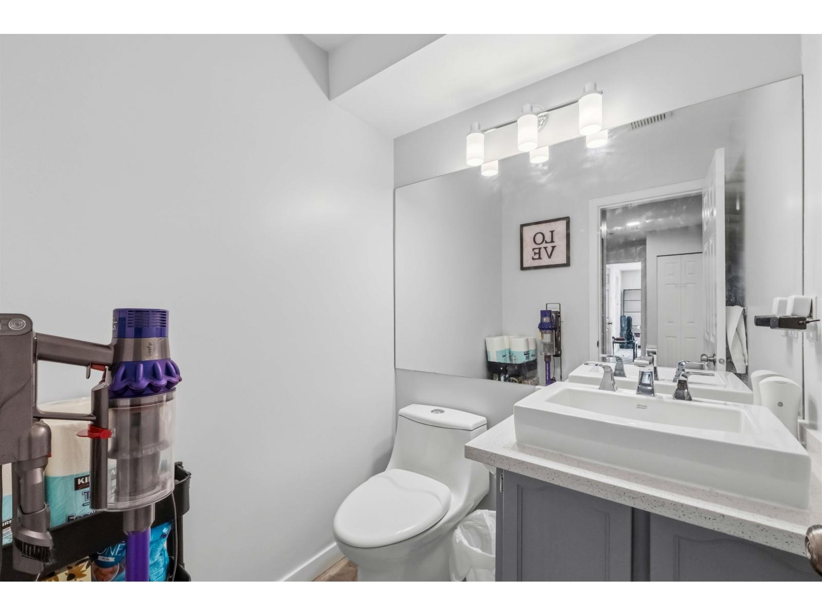 107 9951 152 Street, Surrey, British Columbia  V3R 4G5 - Photo 15 - R3155191