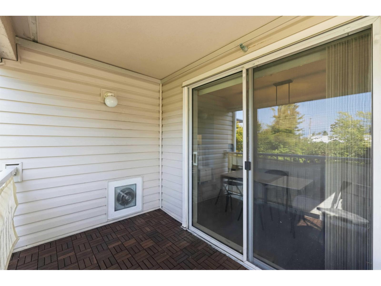 107 9951 152 Street, Surrey, British Columbia  V3R 4G5 - Photo 16 - R3155191