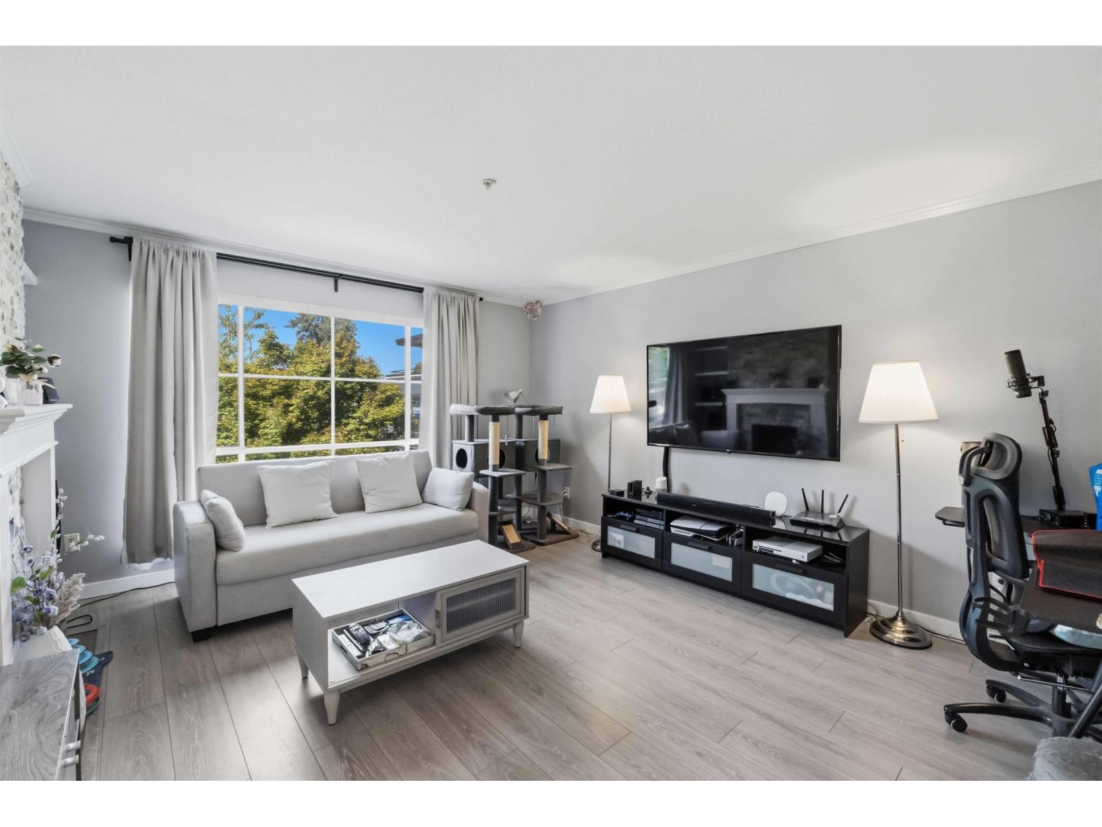 107 9951 152 Street, Surrey, British Columbia  V3R 4G5 - Photo 3 - R3155191