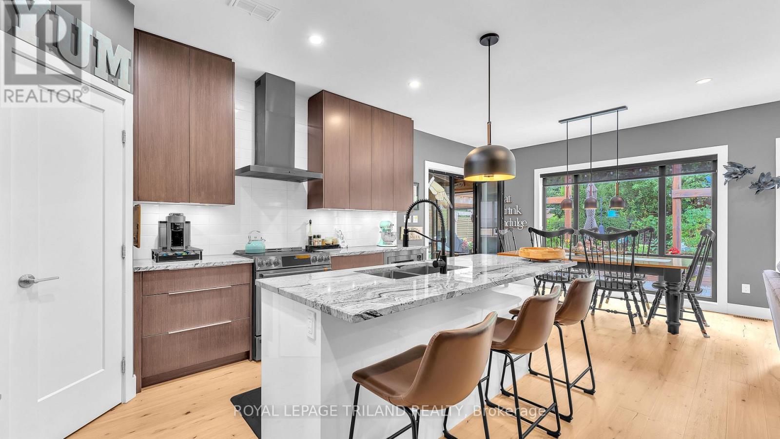 2400 Red Thorne Avenue, London South, Ontario  N6P 0E6 - Photo 15 - X13667922