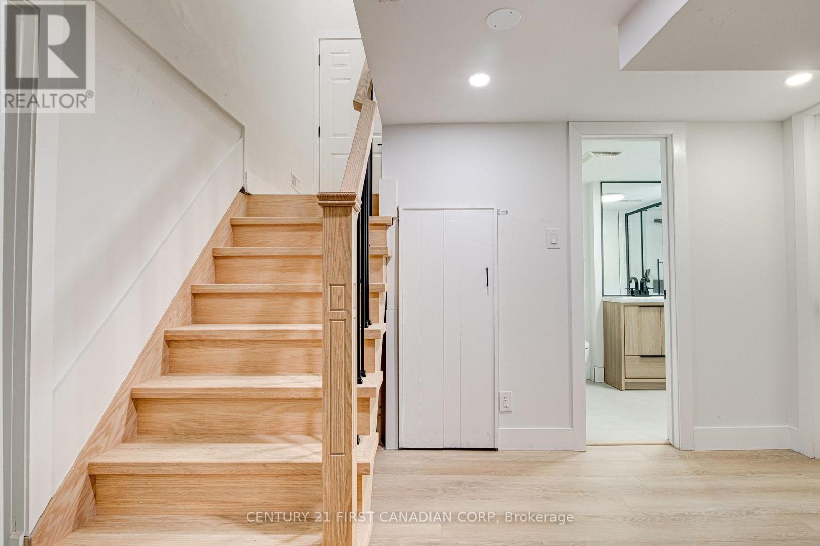 189 Eighth Avenue, Kitchener, Ontario  N2C 1S5 - Photo 33 - X13667926