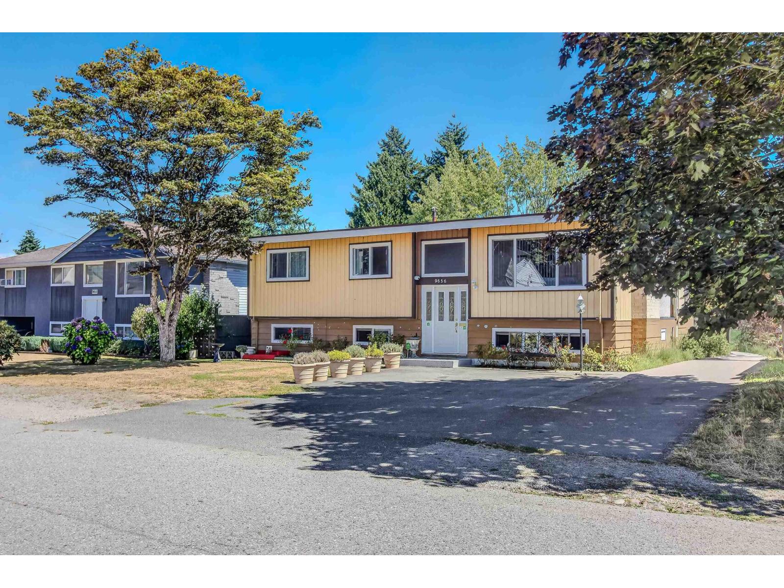 9656 125 STREET, Surrey, British Columbia