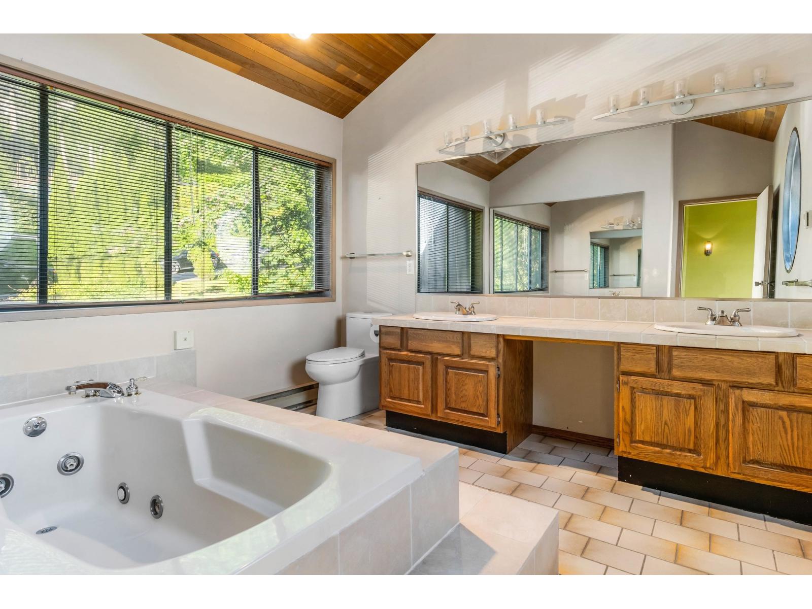 2732 2774 Lucern Crescent, Abbotsford, British Columbia  V3G 1C2 - Photo 28 - R3138994