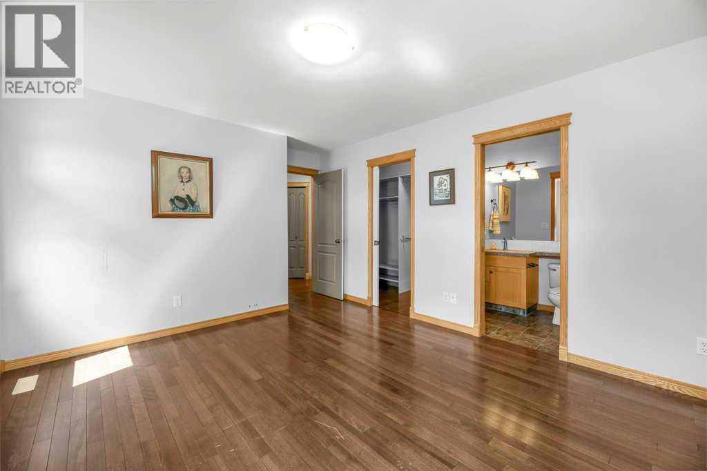 34 Duffield Avenue, Red Deer, Alberta  T4R 2Y1 - Photo 15 - A2336095