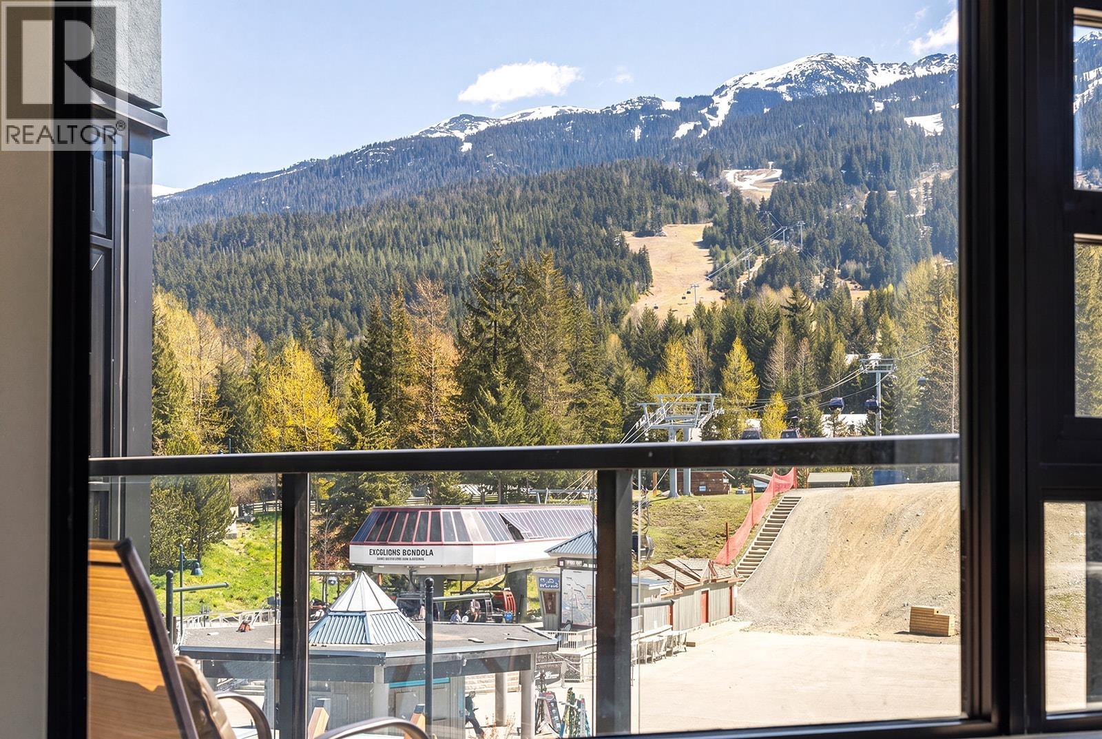 303 4280 Mountain Square, Whistler, British Columbia  V8E 1B9 - Photo 6 - R3118077