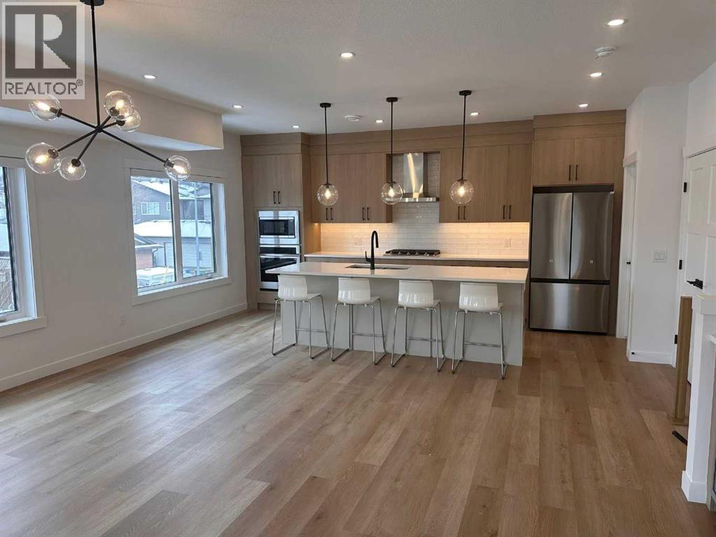 4744 Bowness Road, Calgary, Alberta  T3B 0B4 - Photo 9 - A2327263