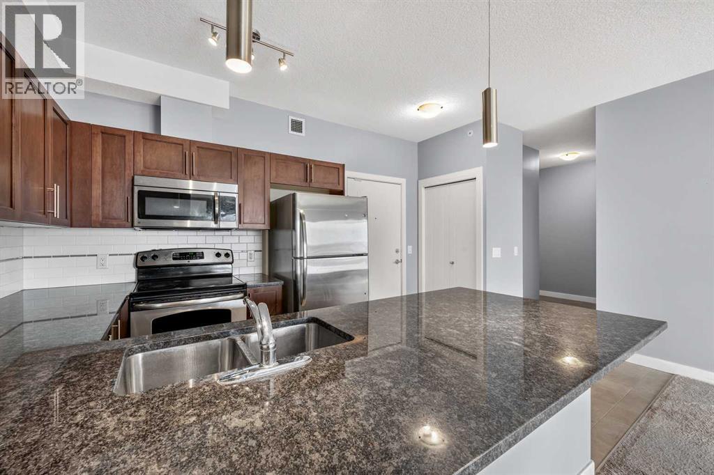 2405, 604 East Lake Boulevard NE, Airdrie, Alberta  T4A 0G6 - Photo 9 - A2336138